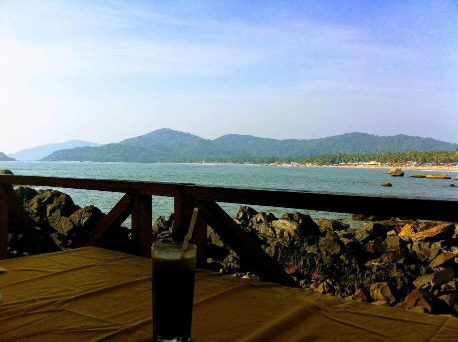Cockerel Homestay - Traditional Beach Village - Goa كِناكونا المظهر الخارجي الصورة